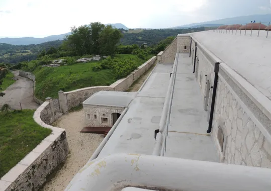 Vista del fronte di gola