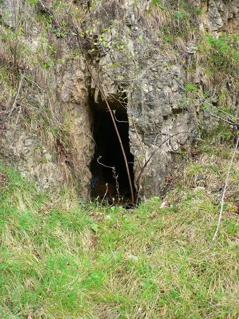 Forte Cornolò - Grotte di ricovero