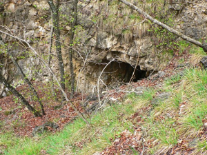 Forte Cornolò - Caverne sotto il forte