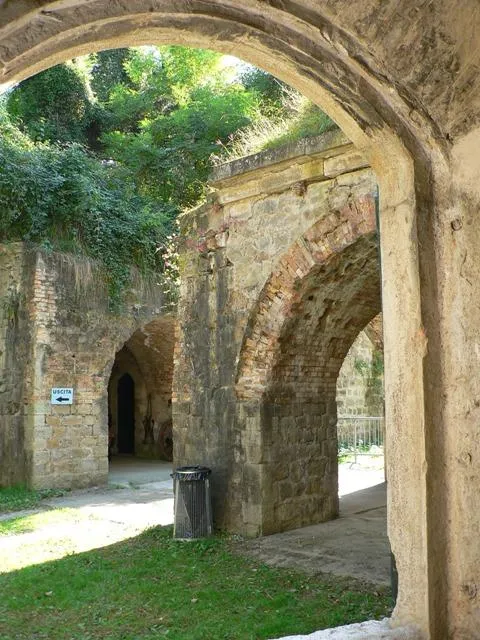 Forte Gazzera - Collegamento tra il corpo centrale e il forte