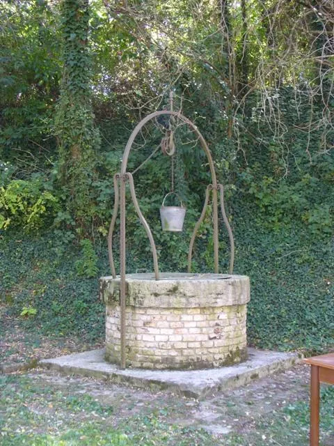 Forte Gazzera - Il pozzo sopra la cisterna