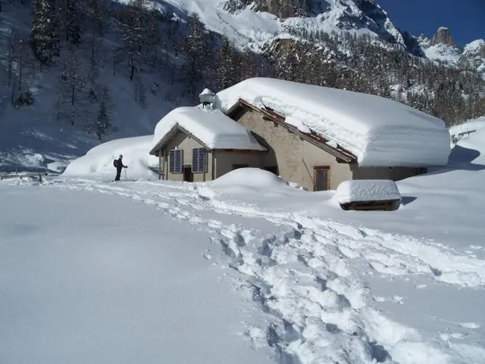 Malga Grava - La Malga della Grava...  di tre quarti!