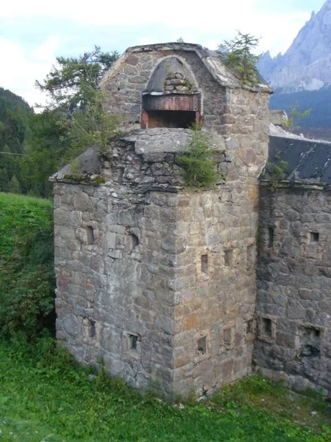 Werk Mitterberg - La mitragliatrice sulla sommità della caponiera