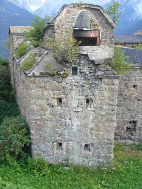 Werk Mitterberg - La caponiera a Nord-Est