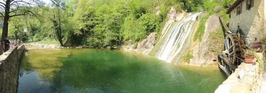 Il bacino d'acqua accanto al Molinetto