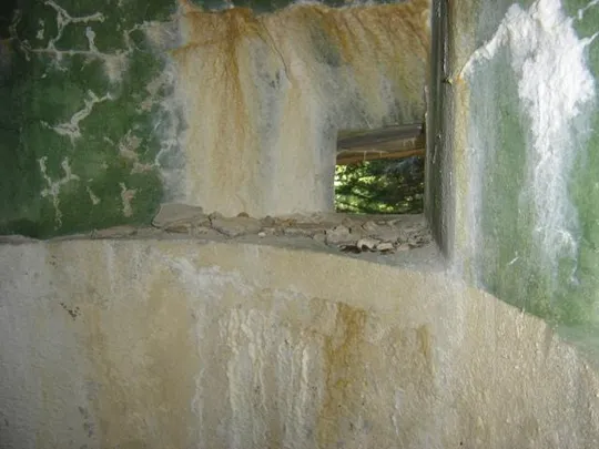 - Passo Tre Croci - Interno della postazione inferiore