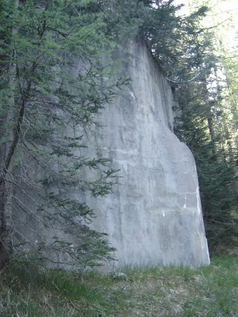 - Passo Tre Croci - Particolare della muratura