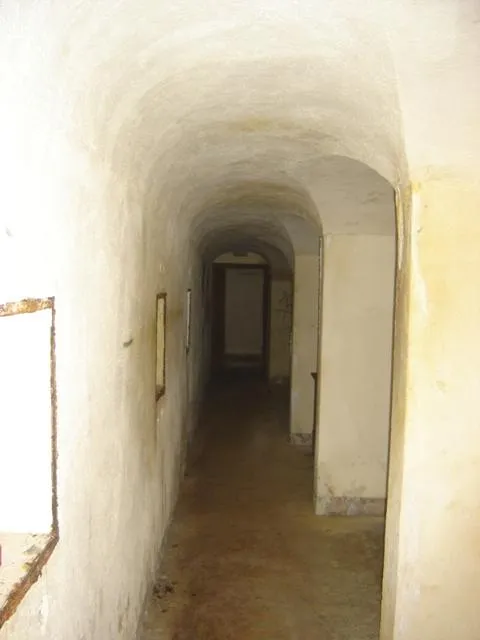 - Passo Tre Croci - Corridoio della cucina.