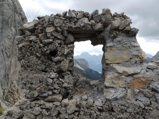 Particolare delle feritoie