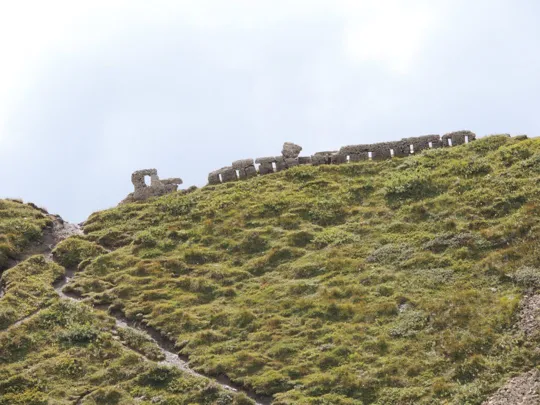 Il muro con le feritoie