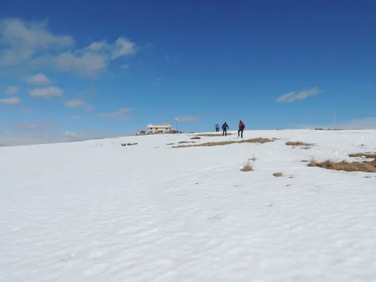 Non rimane che l'ultimo tratto da percorrere in mezzo alla neve