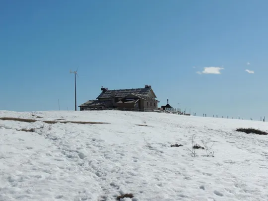 Il Rifugio Castelberto da Nord