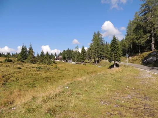 in pochi minuti siamo in vista del rifugio