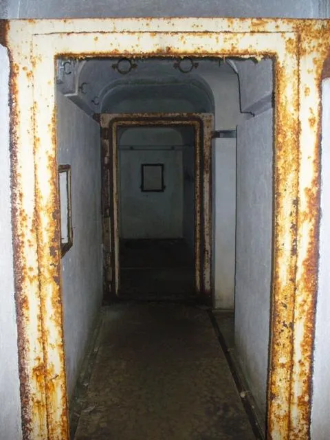 - Passo Monte Croce di Comelico - Serie di porte blindate -