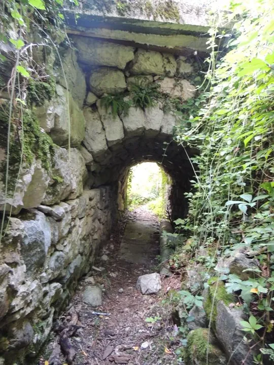 Passaggio sotto il Trincerone