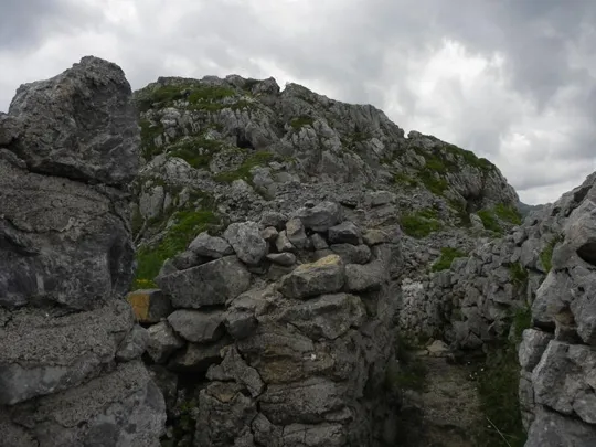Pal Piccolo Alpi Carniche - trincea versante italiano