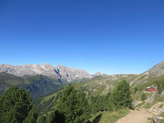 Catinaccio Antermoia: Catinaccio e Rifugio Pertini