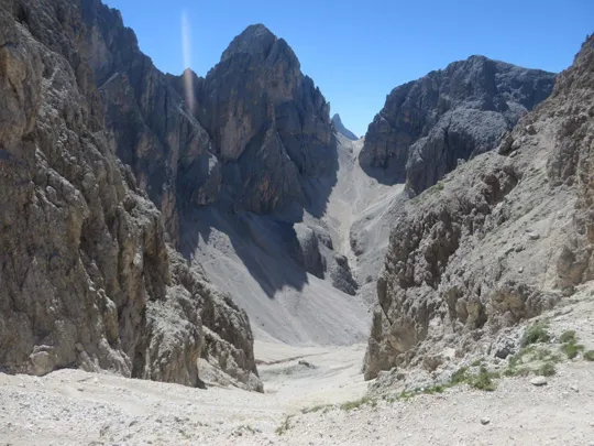 Catinaccio Antermoia: valle da attraversare