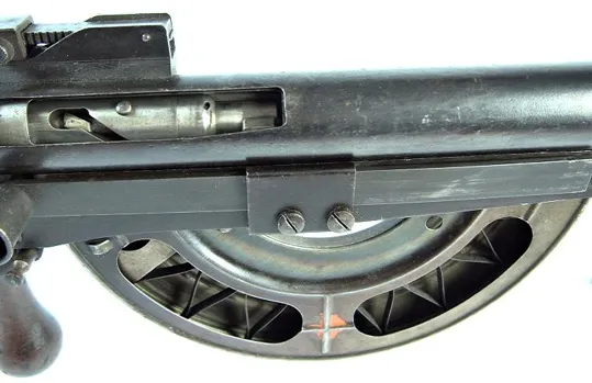 Particolare del caricatore